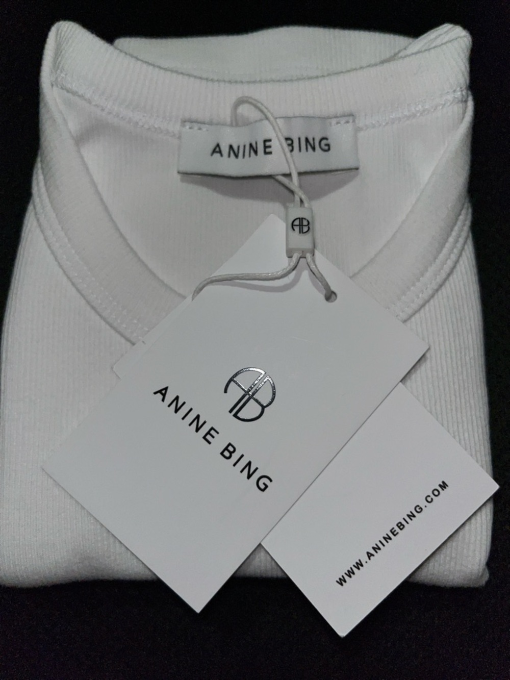 💥 FINAL SALE 💥 NWT ANINE Bing White EVA Ribbed Racerback Tank Top size Medium - Picture 3 of 6